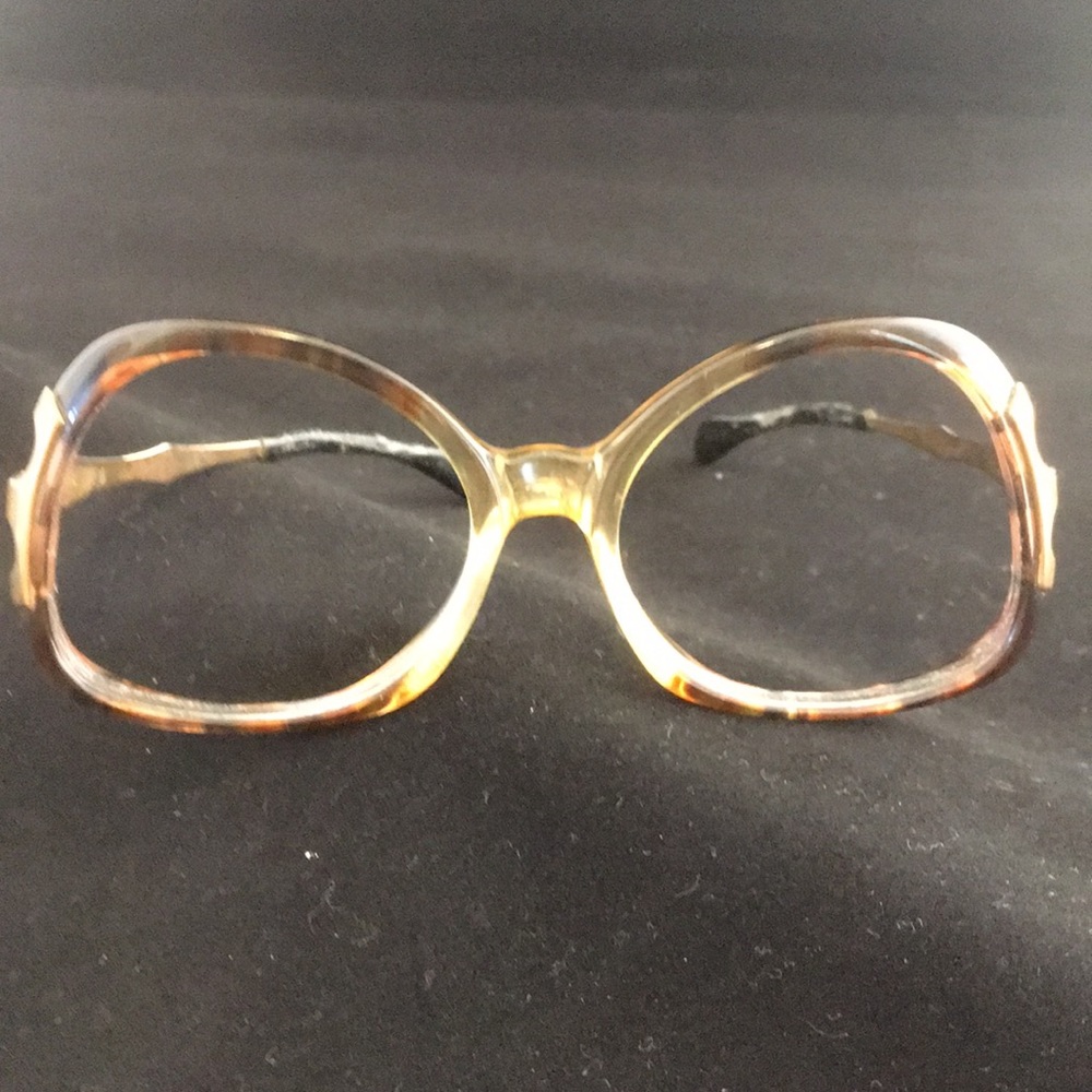 Eyeglass frame vintage